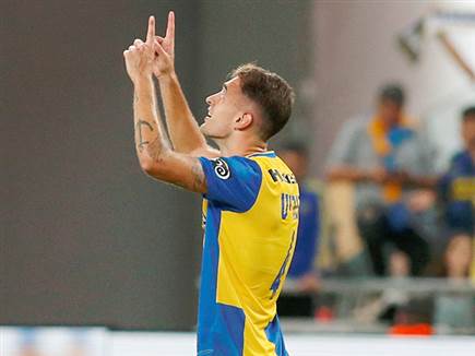 שהחזיר לו עם שער ובישול (צילום: אלן שיבר)