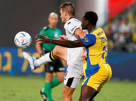 נתניה לא היתה ברמה של מכבי ת&quot;א (צילום: אלן שיבר)
