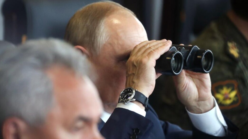 נשיא רוסיה ולדימיר פוטין בתרגיל צבאי