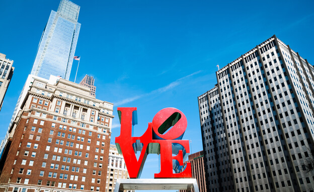 פסל האהבה פילדלפיה ארצות הברית (צילום: Zack Frank, shutterstock)