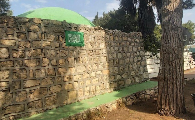 קבר שייח' בשכונת איסכנדר (צילום: אריאלה אפללו)