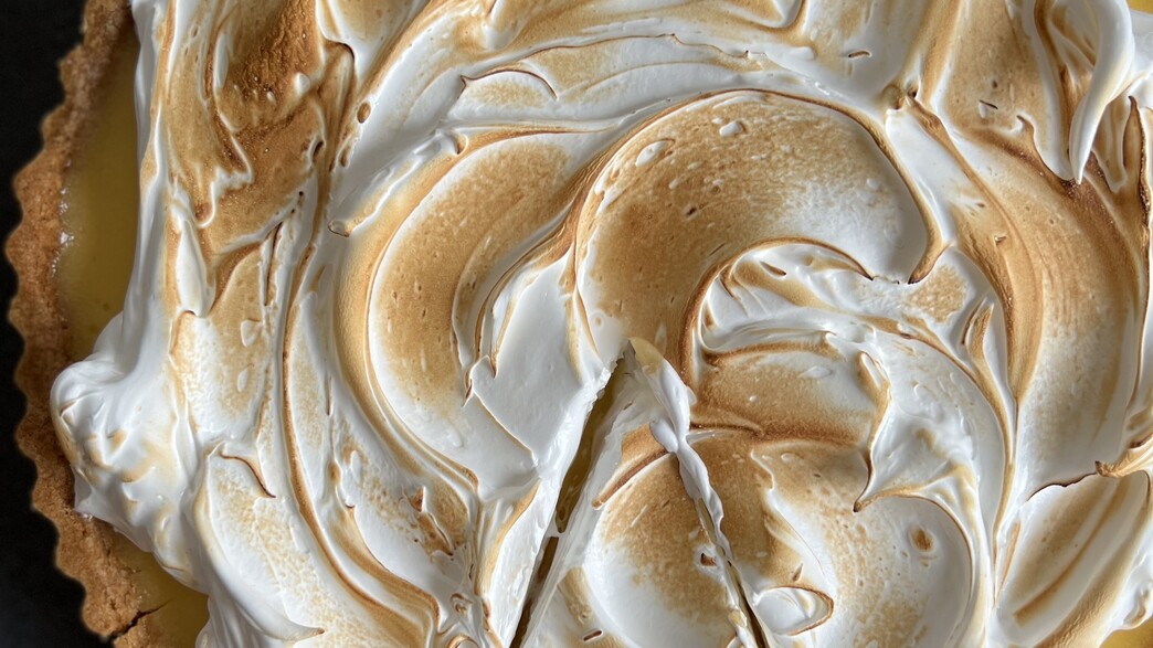 פאי לימון חתוך פאי לימון חתוך