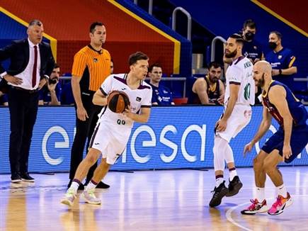 מקל בספרד (Photo by Javier Borrego / Europa Press Sports via Getty Images)