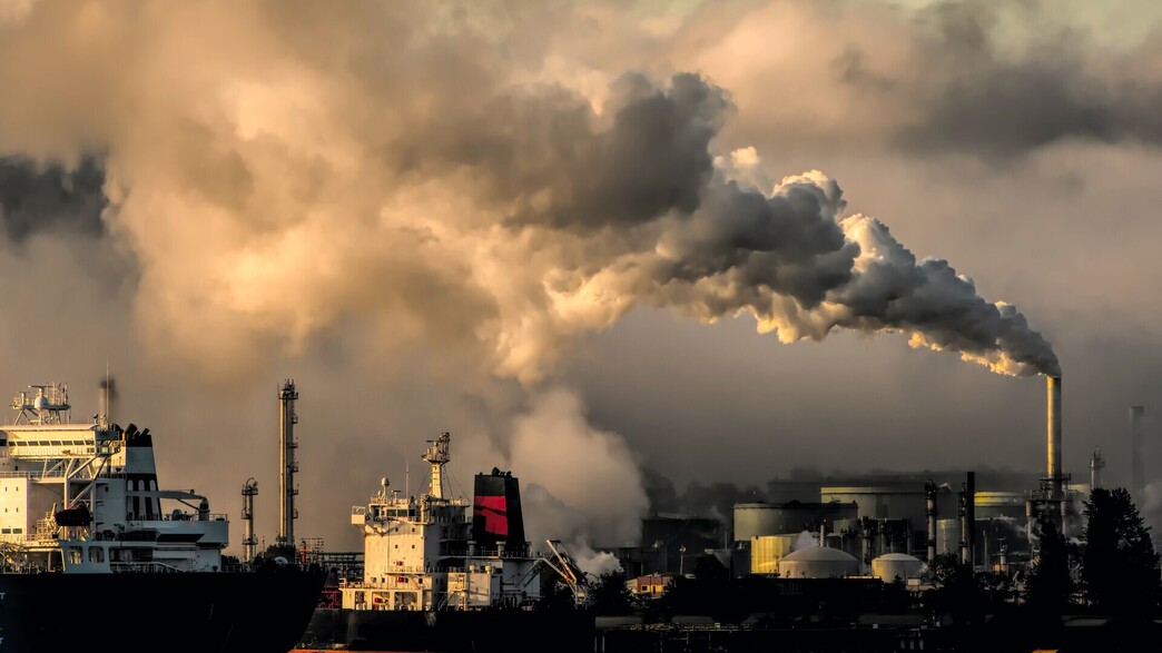 פליטות מזהמות, משבר האקלים (צילום: Chris LeBoutillier, unsplash)