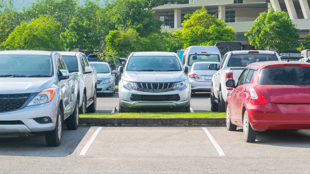 חניות, חניון, חנייה