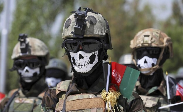 לוחמי צבא אפגניסטן שאומנו על ידי ארה"ב (צילום: AP)