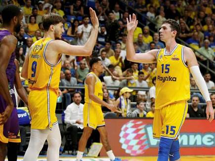 מרוצה עם 0:3 (אלן שיבר)