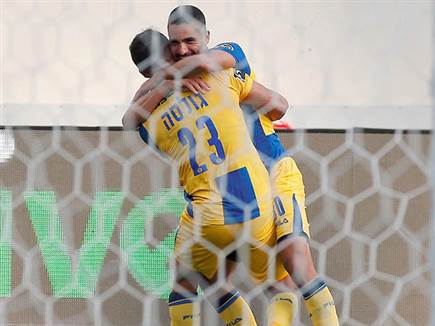 התחיל טוב לצהובים (אלן שיבר)