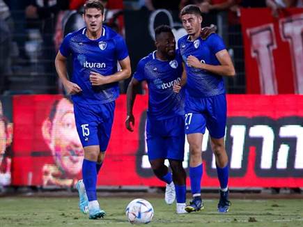 הראל חגג בבכורה (מאור אלקסלסי)