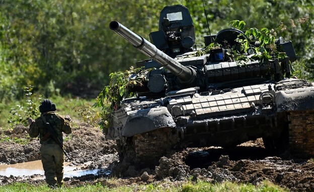 הטנק הרוסי (צילום: KIRILL KUDRYAVTSEV/AFP/GettyImages)