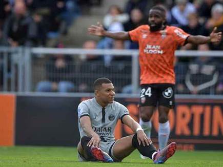 פריז לא נראתה טוב היום (GETTY)