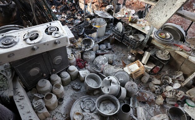 ההפצצה והירי בסוריה (צילום: OMAR HAJ KADOUR/AFP/GettyImages)