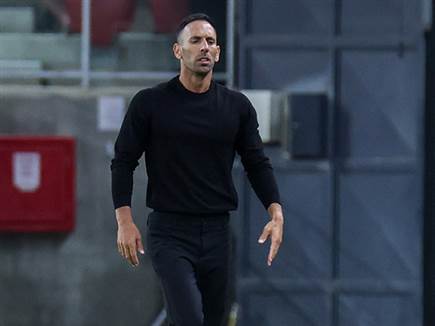 רצף שלושה משחקים ללא הפסד נקטע (דני מרון)