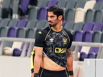 ירד פצוע. קריאף (אלן שיבר)