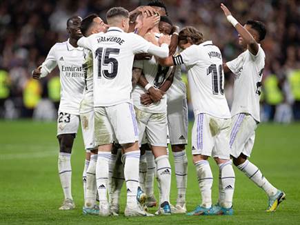 אבל הבלאנקוס יצאו לפגרה עם ניצחון (GETTY)