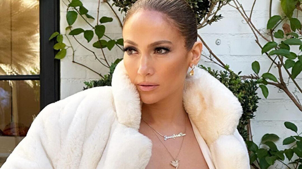 ג'ניפר לופז מחווה לבן אפלק ג'ניפר לופז מחווה לבן אפלק