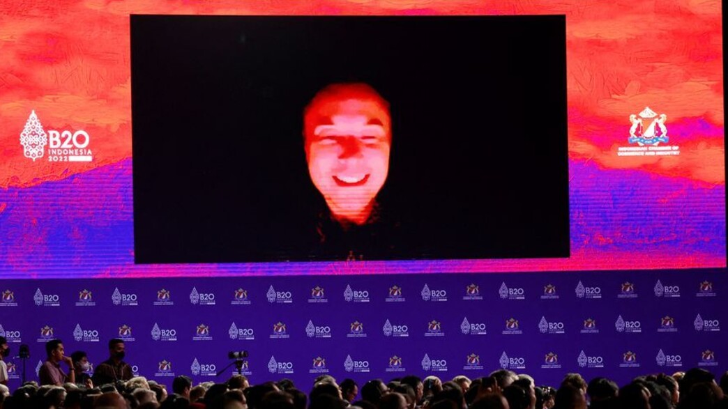 אילון מאסק בשיחת וידאו בכנס G20 בבאלי