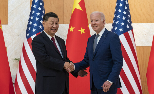 נשיא סין שי ונשיא ארה"ב ביידן בפסגת ה-G20 (צילום: AP)