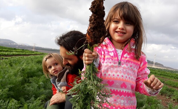 לגדל ירקות עם הילדים (צילום: 
סבתא יהודית)