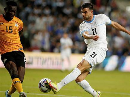 עד סיום המחצית הראשונה (צילום: אלן שיבר)