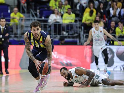 (Photo by Tolga Adanali/Euroleague Basketball via Getty Images) (צילום: ספורט 5)