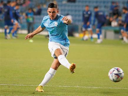 גלוך רשם הופעת בכורה בהרכב (צילום: אלן שיבר)