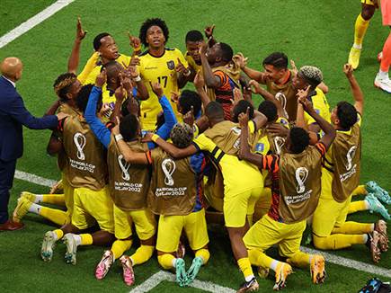 חגיגה קלילה שלהם. שחקני אקוודור (GETTY)