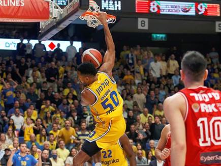 בונזי קולסון. האיש המרכזי בשניות הסיום (אלן שיבר)