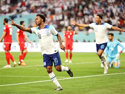 זה היה 0:3 בהפסקה (getty)