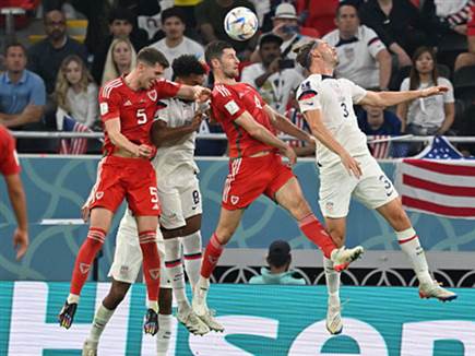 וויילס נראתה רע במחצית, אבל השתפרה אחרי ההפסקה (Getty)