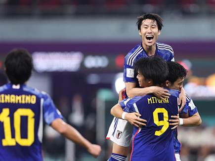 עוד רגע ספורטיבי מדהים במונדיאל הזה (getty)