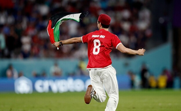 מונדיאל 2022: אוהד פרץ למשחק תוניסיה נגד צרפת עם ד (צילום: רויטרס)
