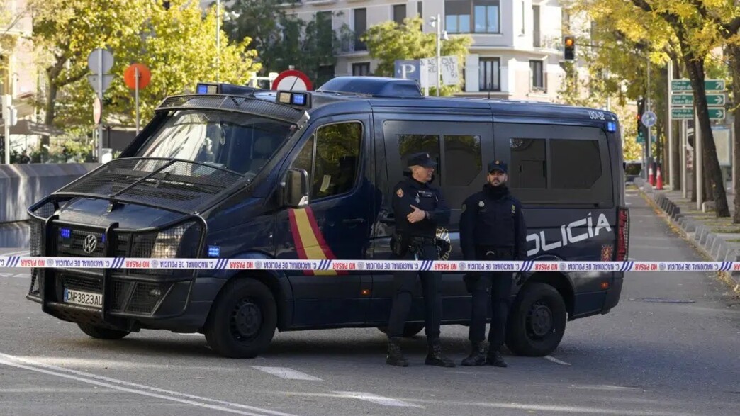 חקירת מעטפות הנפץ בספרד חקירת מעטפות הנפץ בספרד