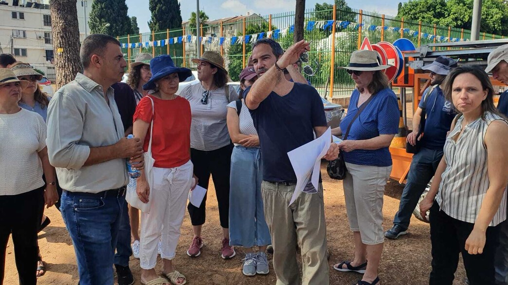 רפי סער, ראש עיריית כפר סבא, דורש מהיזמים לשמור על רפי סער, ראש עיריית כפר סבא, דורש מהיזמים לשמור על