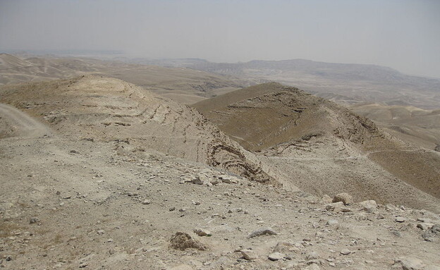 הר מונטר עזאזל מדבר יהודה (צילום: deror_avi, wikipedia)