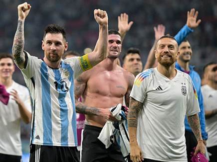 הולנד מחכה ביום שישי הבא (getty)