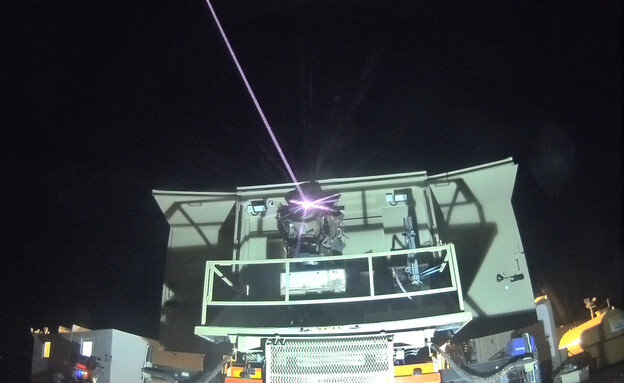 Le système laser (photo : Ministère de la Défense)