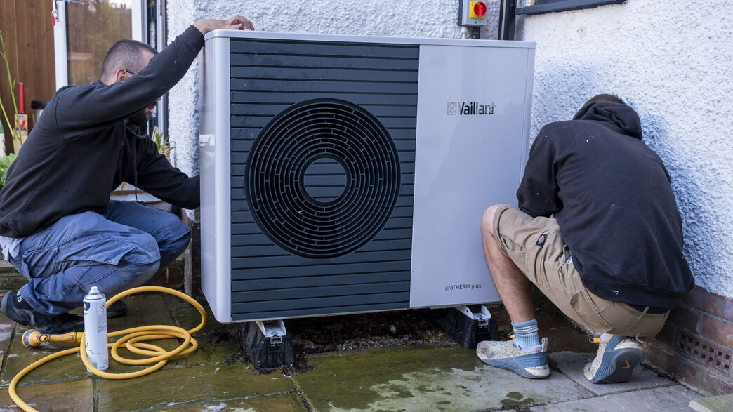 התקנת משאבת חום התקנת משאבת חום