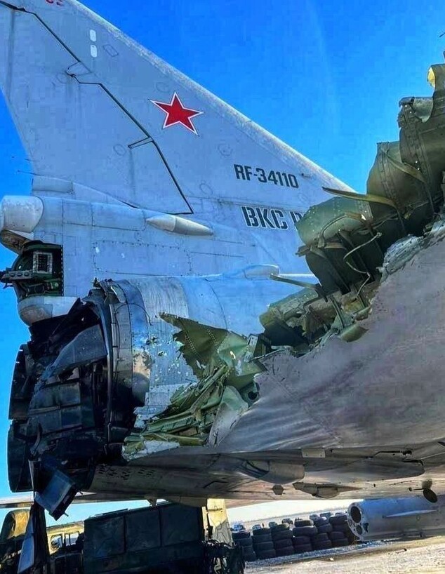 מפציץ Tu-22 שנפגע בתקיפה בבסיס דיאגליבו, רוסיה