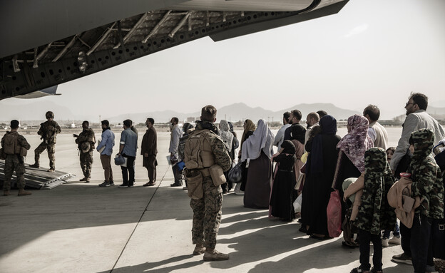יציאת צבא ארה"ב מאפגניסטן (צילום: AP)