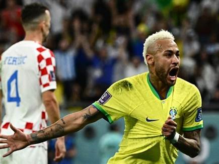 אחרי 105 דקות ארוכות הוא מצא את הרשת (Getty)