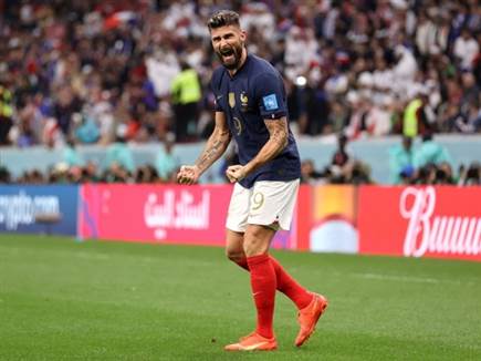 אבל ז'ירו הגיע למשחק ובגדול (GETTY)