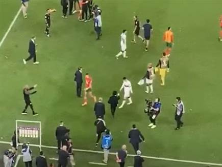 בקשת החולצה