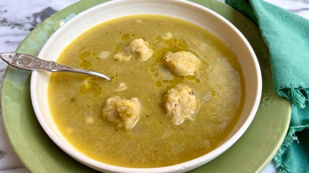 מרק ירקות עם בצקניות