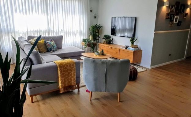 בניין ודיור 19