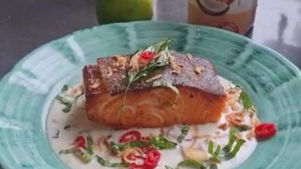 סלמון בקוקוס סלמון בקוקוס