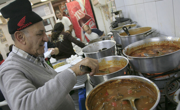 עזרא (עזורה) שרפלר ז"ל, מייסד מסעדת עזורה (צילום: נתי שוחט, פלאש 90)