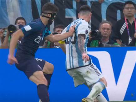 והבלם בן ה-20 הופתע