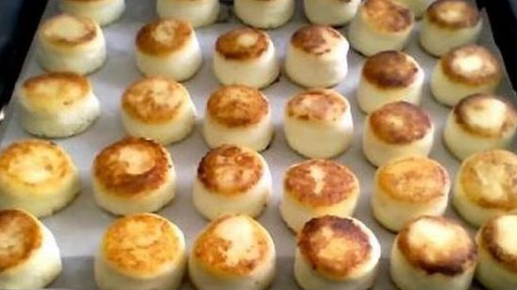 סירניקי של אנה ארונוב