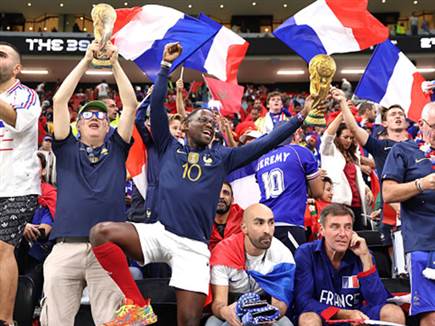 הגביע היה ביד של צרפת, והיא רצתה לשמור עליו (getty)